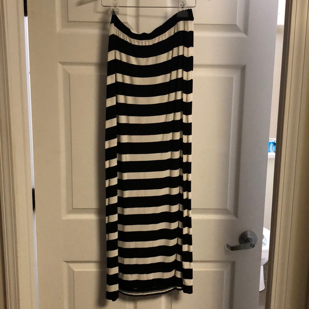 Striped maxi skirt